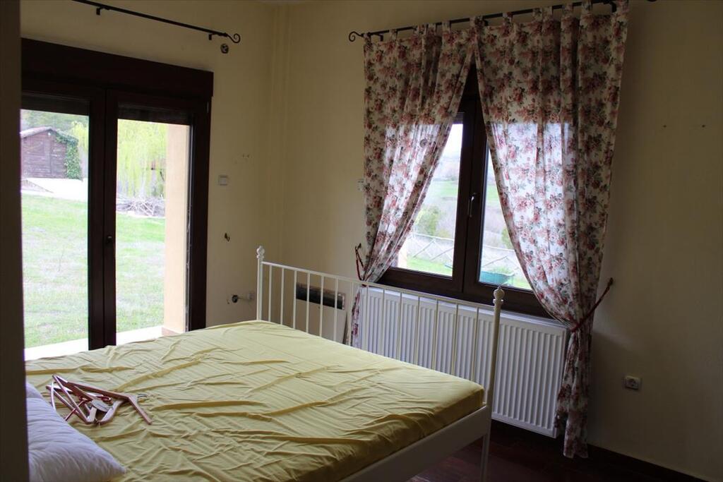 Dom wolnostojący 6 pokojów 159 m² Petrokerasa, Grecja