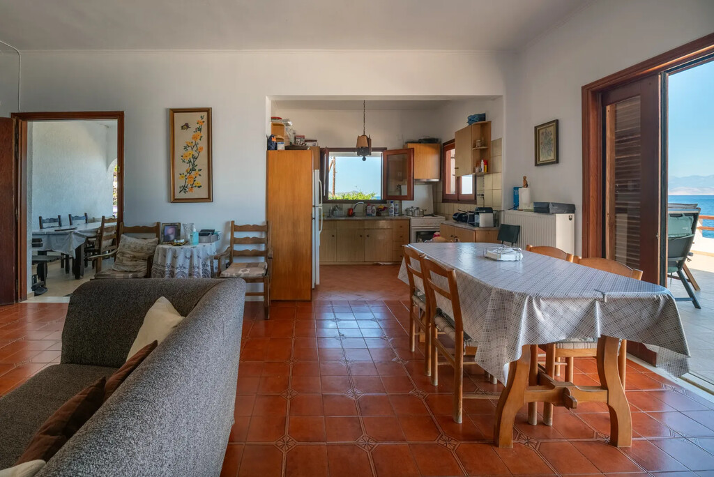 Chalet 8 chambres 230 m² Loutraki Perachora Agioi Theodoroi Municipality, Grèce